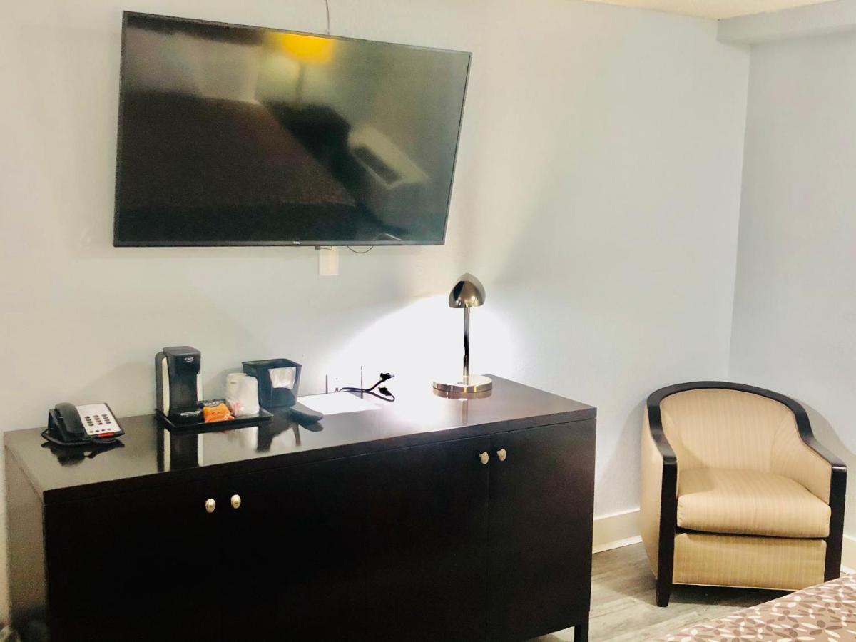 Montgomery Inn & Suites المظهر الخارجي الصورة
